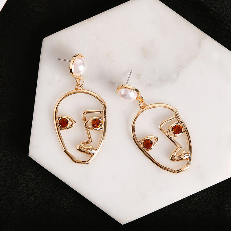 Handmade artistic design exaggerated hollow face contour modeling pearl earrings fun funny earrings