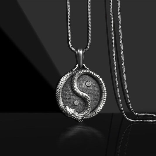 Men's Personalized Stylish And Simple All-match Pendant Sweater Chain